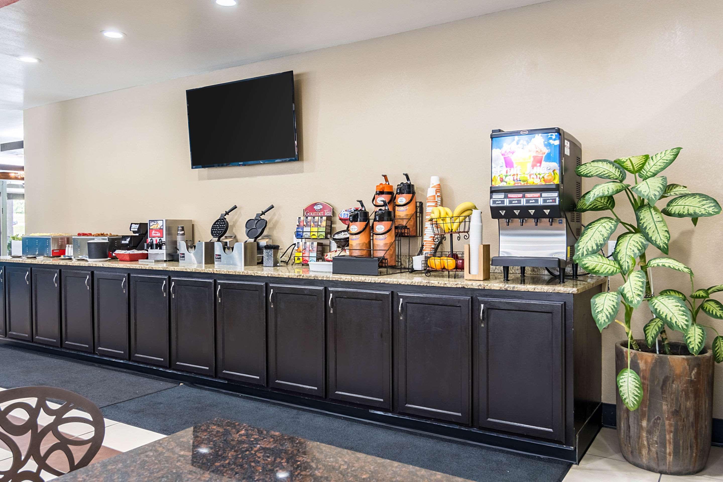 Clarion Inn & Suites Russellville I-40 Eksteriør bilde