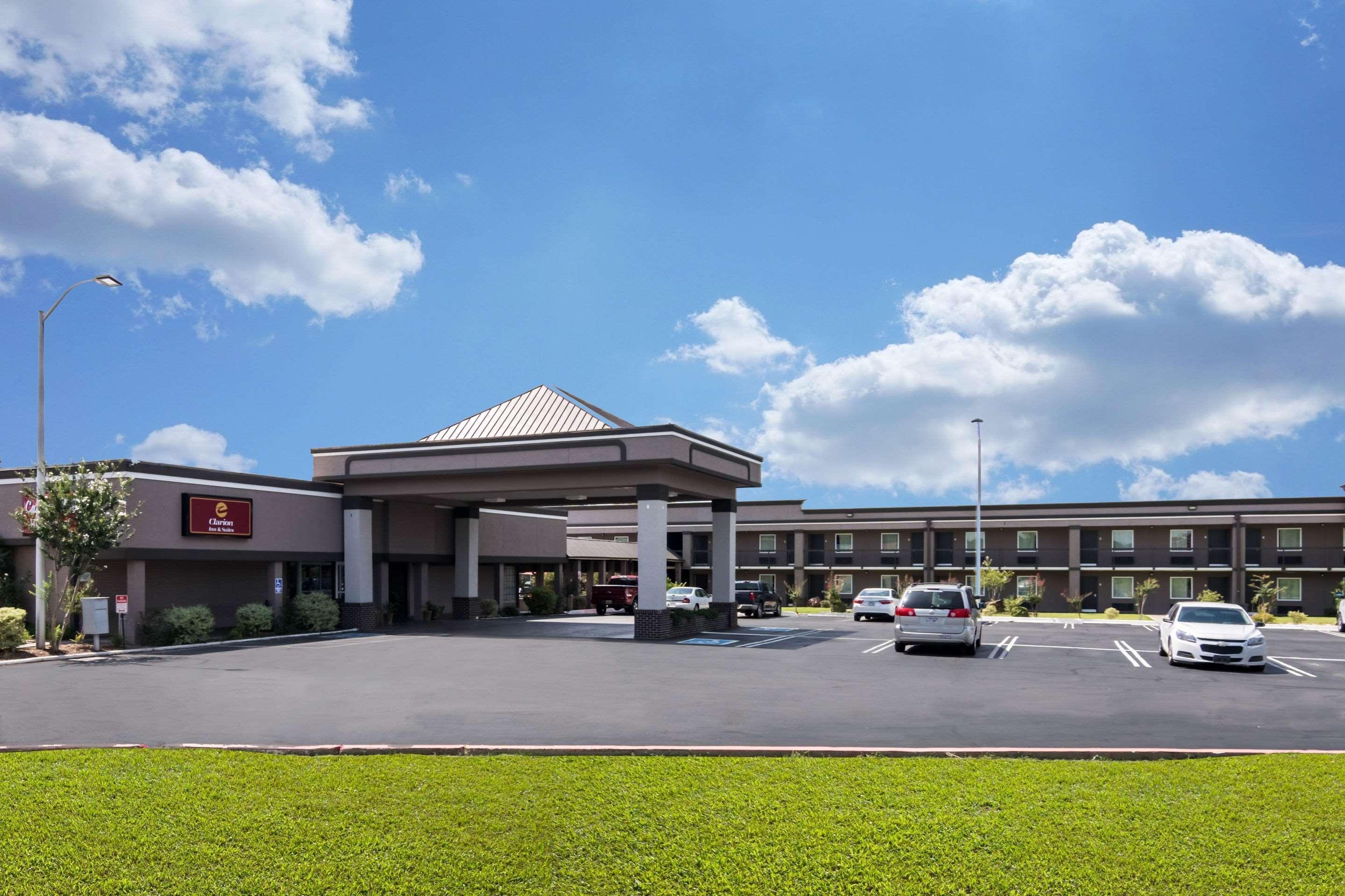 Clarion Inn & Suites Russellville I-40 Eksteriør bilde