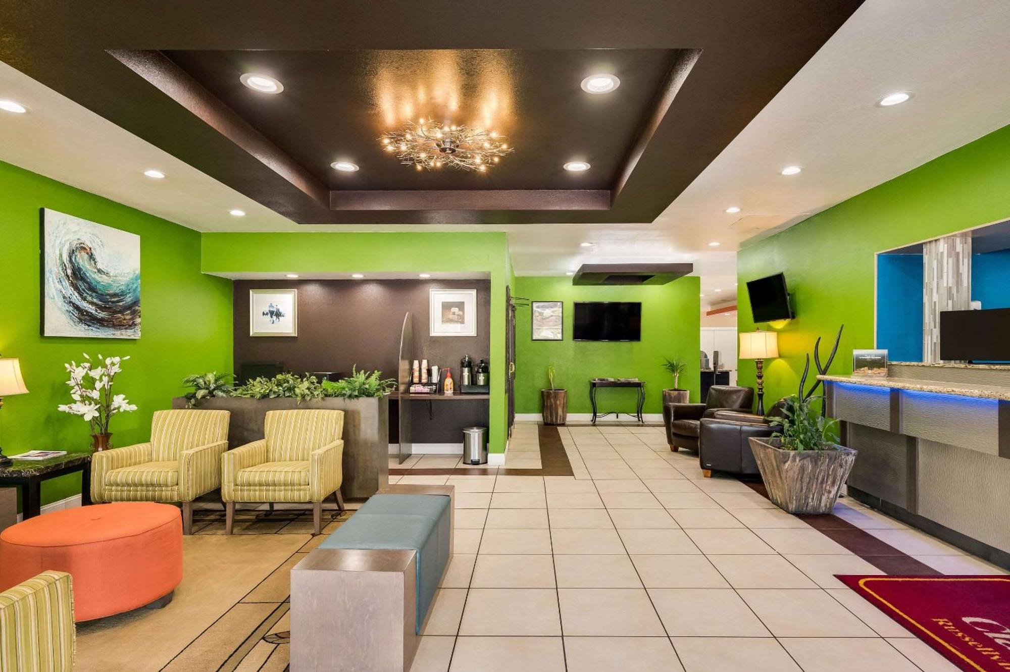 Clarion Inn & Suites Russellville I-40 Eksteriør bilde